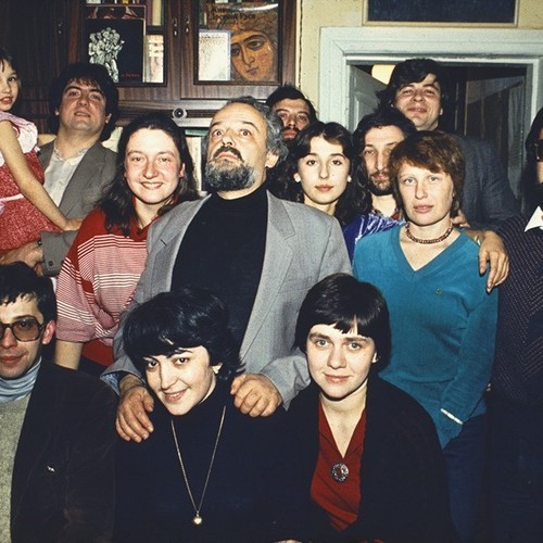 От инакомыслия к христианству: Обращение русской интеллигенции к православию в 1970-1980-х гг. 