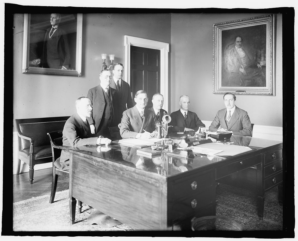 Круглый стол «Русская революция 1917 г. и перипетии мировой истории ХХ в.», 15 февраля