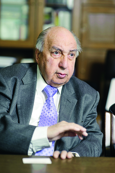 Интервью Александра Огановича Чубарьяна журналу  «Историк»: "ДЕВЯТЬ – НОЛЬ В ПОЛЬЗУ ИСТОРИИ"