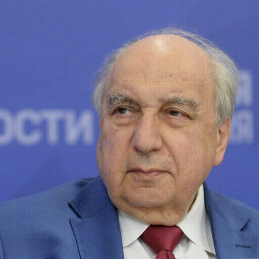 «Парламентская газета»: школьники посмотрят на мир широким взглядом. Интервью А.О. Чубарьяна 