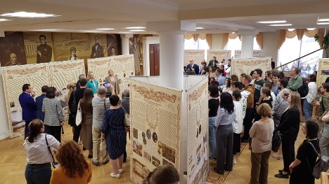 ПРОСВЕТИТЕЛЬСКИЕ ПЕРЕДВИЖНЫЕ СТЕНДОВЫЕ ВЫСТАВКИ, ПОДГОТОВЛЕННЫЕ ИНСТИТУТОМ ВСЕОБЩЕЙ ИСТОРИИ РАН В 2024 ГОДУ