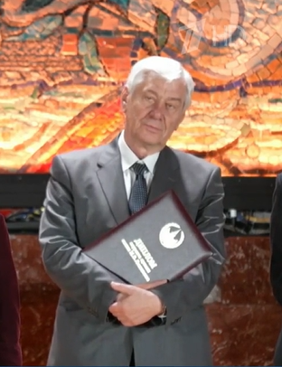 Александр Васильевич Подосинов - лауреат премии имени М.В. Ломоносова I степени