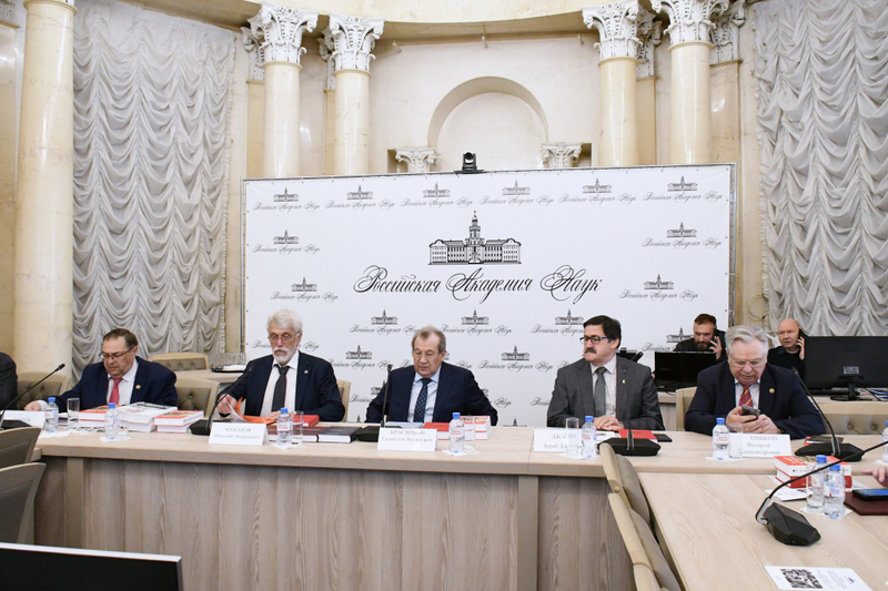 Сессия "Великая Победа советского народа: История и Память"