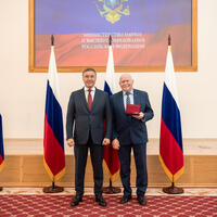 Ведущий научный сотрудник ИВИ РАН В.В. Ищенко награжден медалью ордена «За заслуги перед Отечеством» II степени